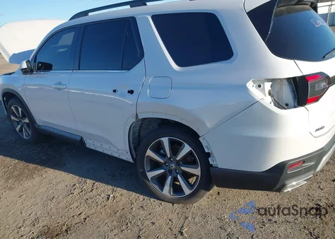 2024 Honda Pilot Elite z USA, uszkodzony, nr VIN 5FNYG1H82RB033465